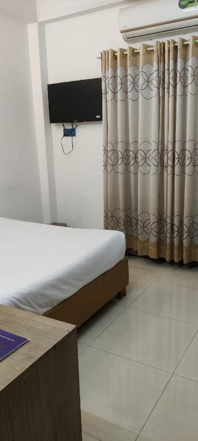 Hotel Blue Castle Dhaka Buitenkant foto