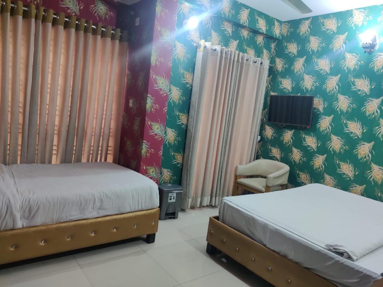 Hotel Blue Castle Dhaka Buitenkant foto
