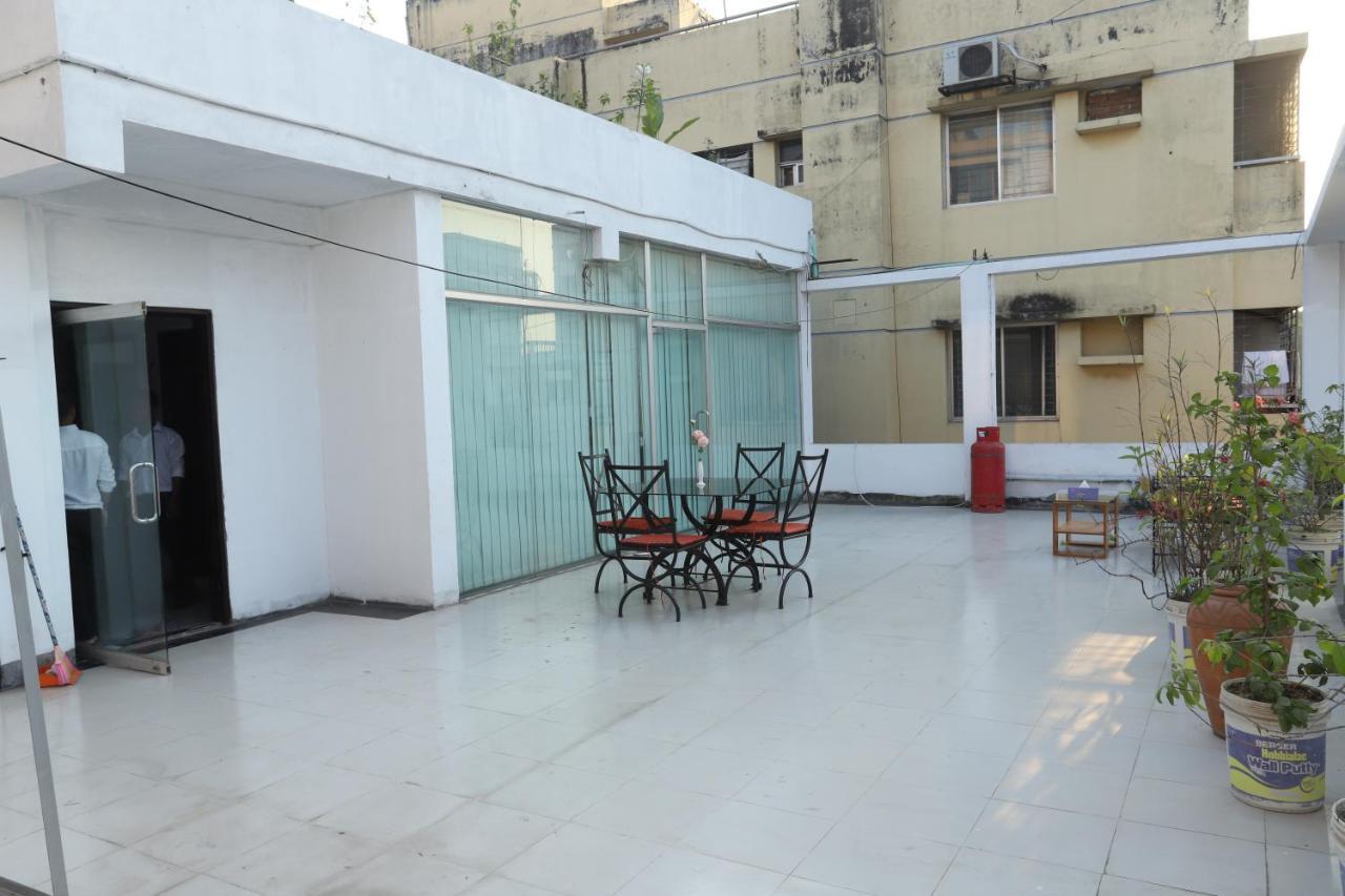 Hotel Blue Castle Dhaka Buitenkant foto