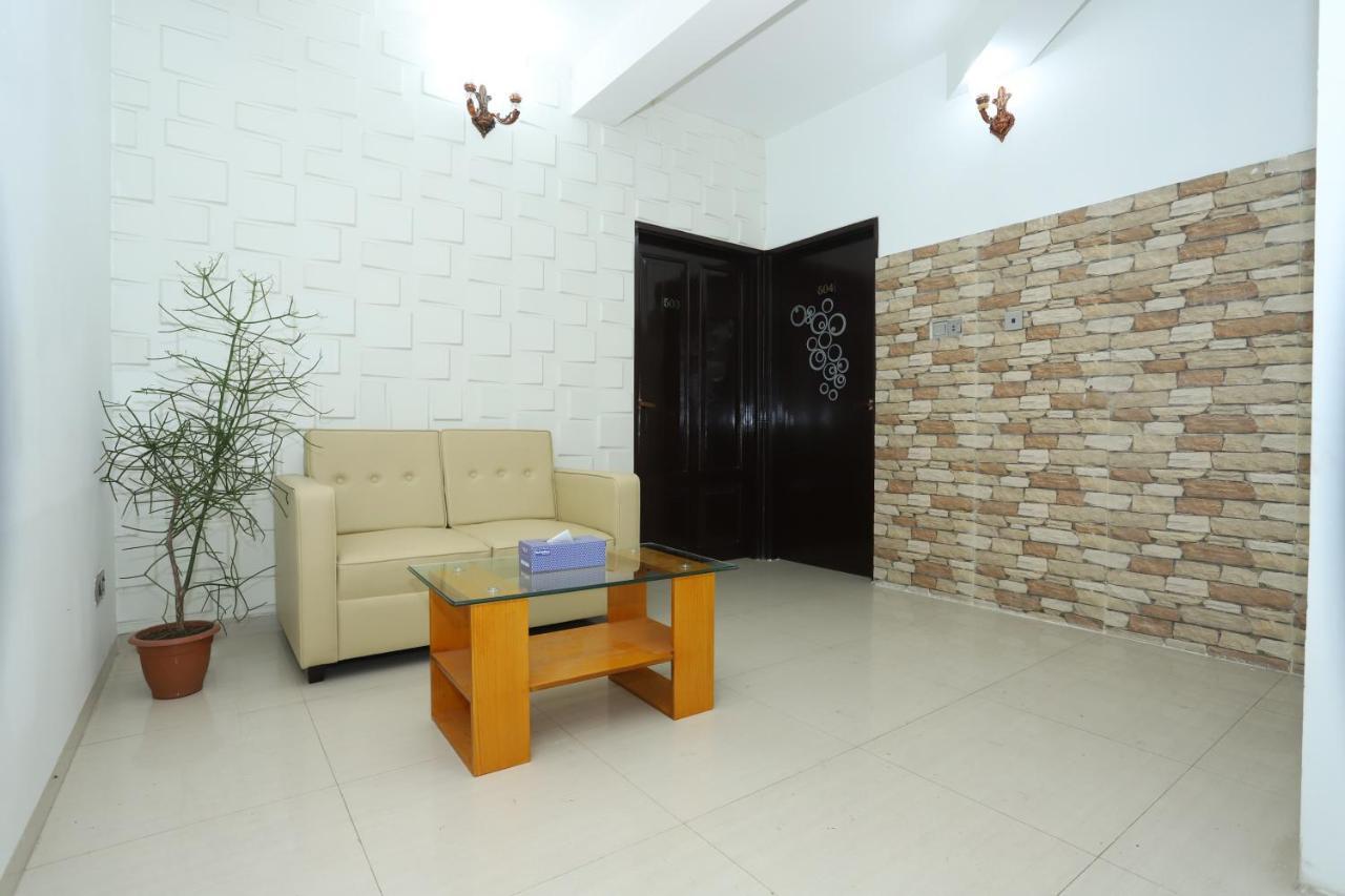 Hotel Blue Castle Dhaka Buitenkant foto